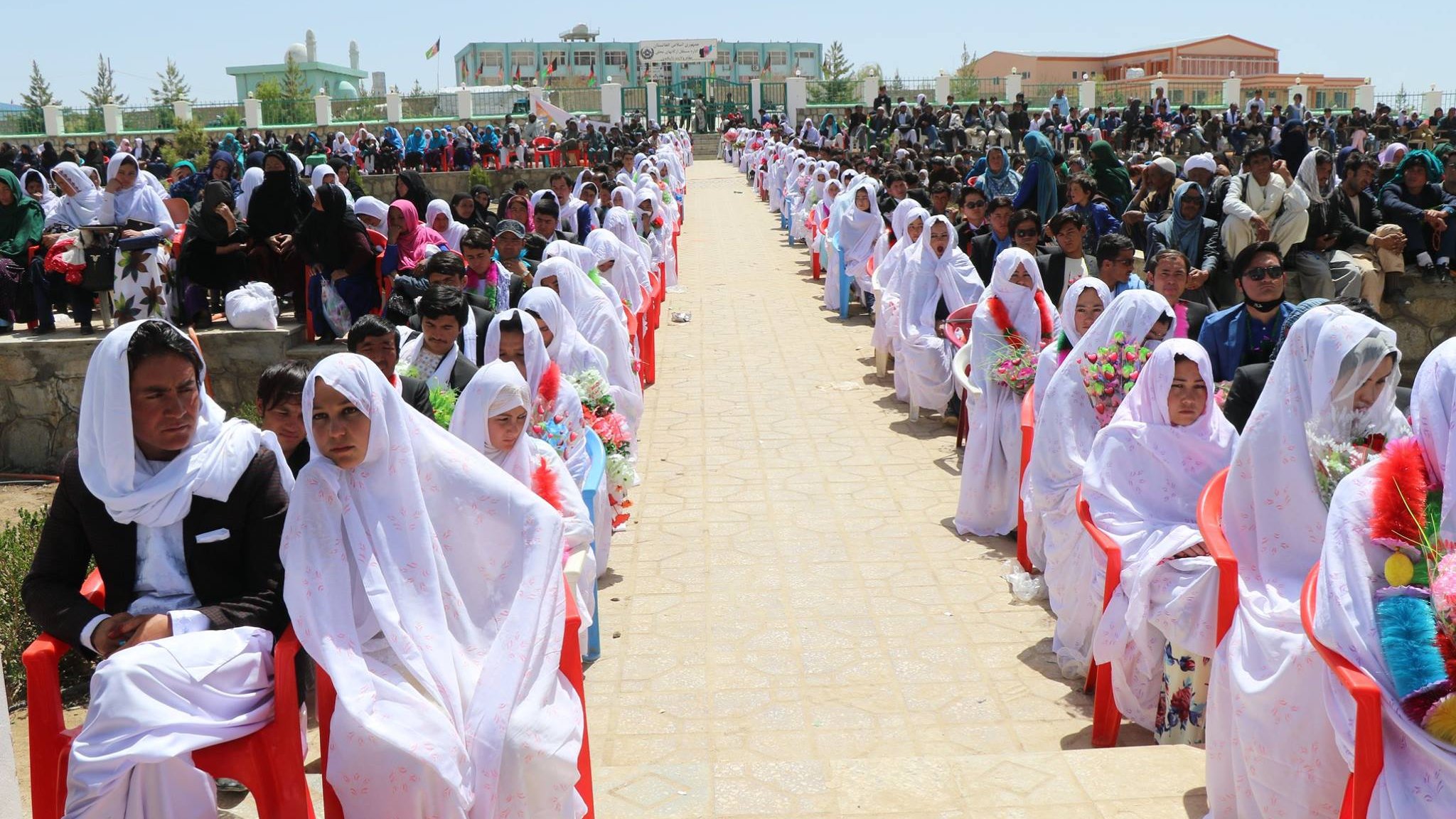 عروسی دسته جمعی در دایکندی