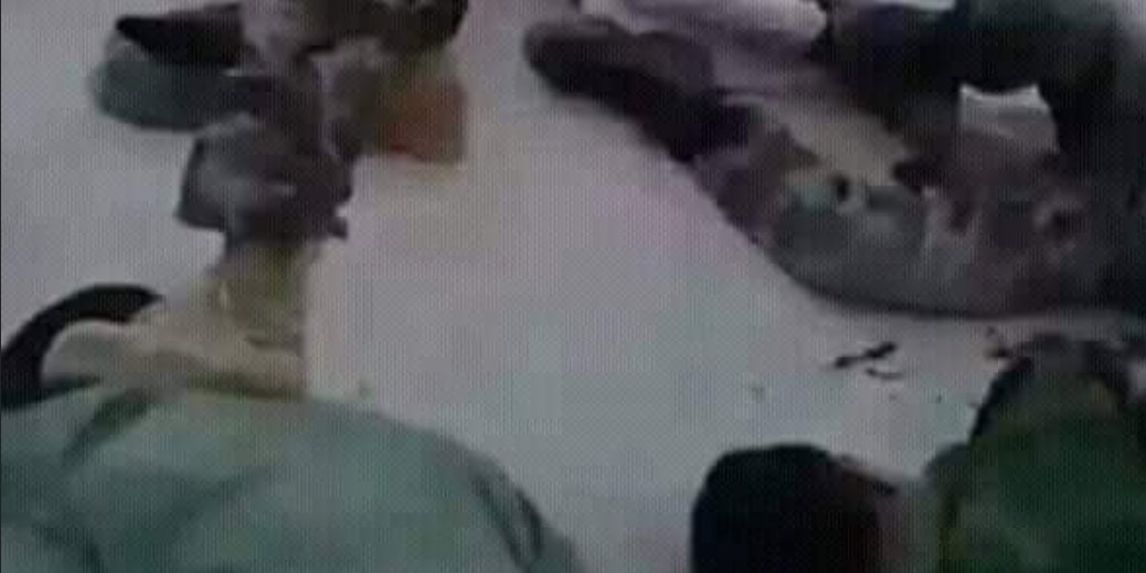 تروریست در لباس کوماندو: ویدئوی کشتار نیروهای اوزبیک توسط نظامیان پشتون