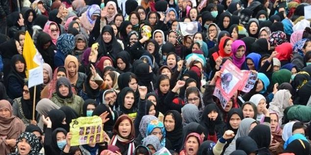 تظاهرات میلیونی علیه کشتار هزاره ها در فغانستان