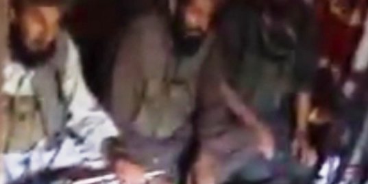 ویدیویی از حمله برادران ناتنی کرزی به نورستان
