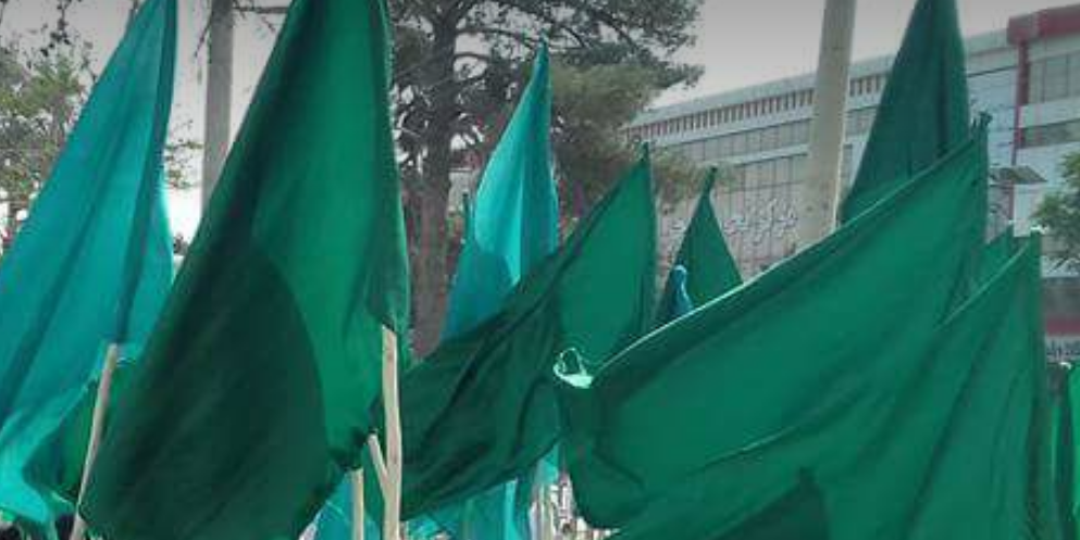 سادات یا عرب ها با پرچم های سبز در جستجوی هویت می خواهند از بدنه ی اقوام دیگر جدا شوند
