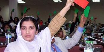 زنان افغان در پارلمان