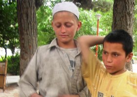 کودکان، تفنگ و ...