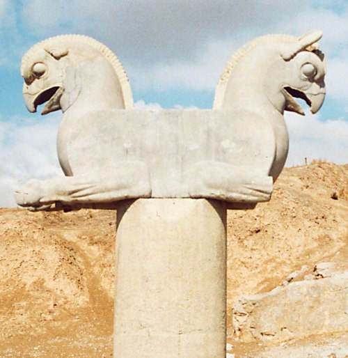 افسانۀ نژاد آریایی
